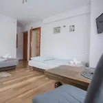 Nad Cedronem Pensión 3*