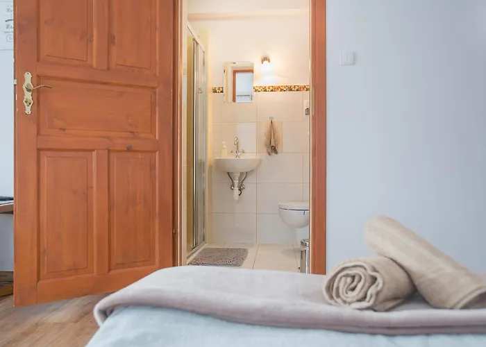 Nad Cedronem بيت ضيافة 3*